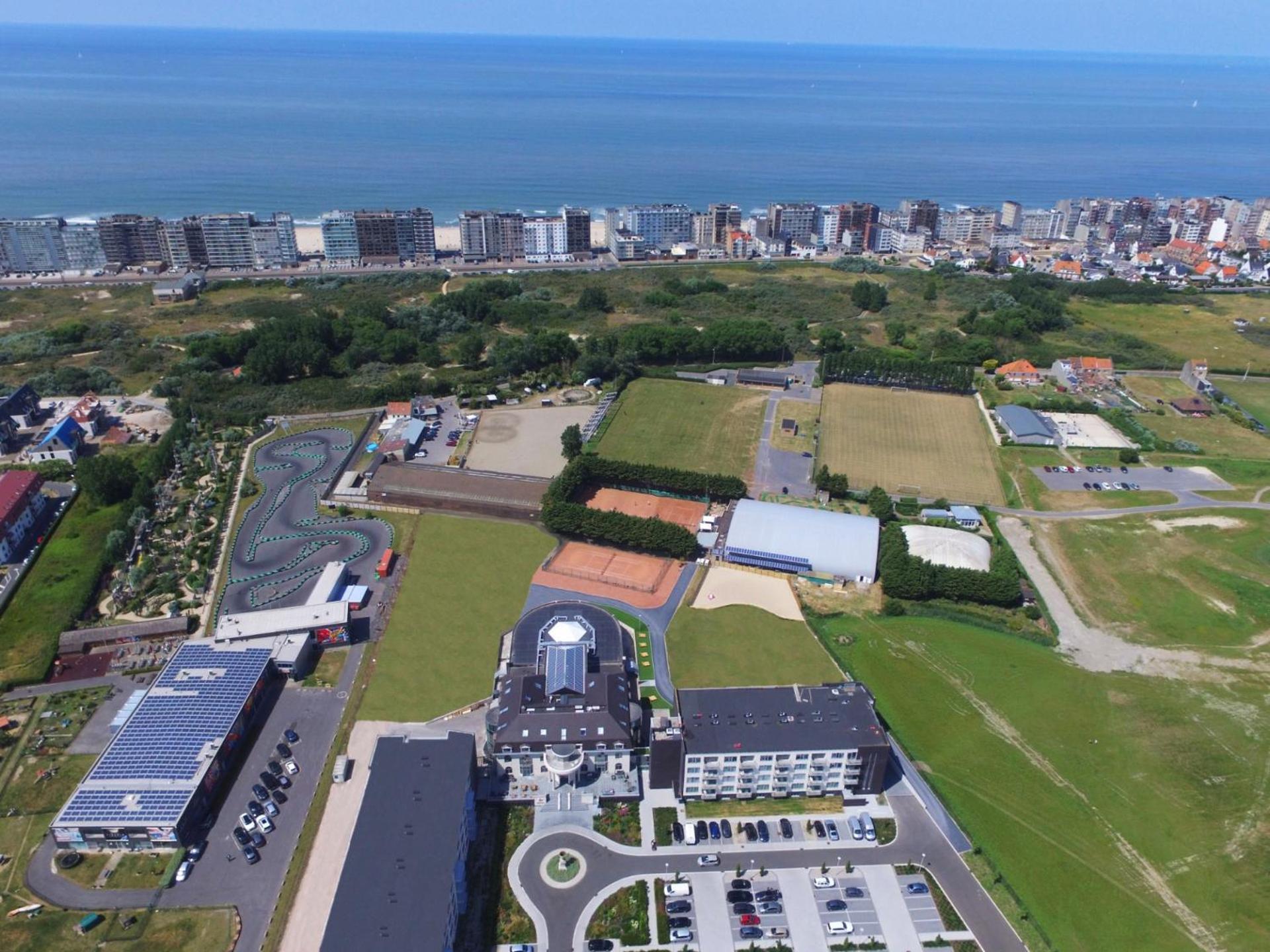 Acropolis - Luxury Appartments I Hotelservice And Parking Middelkerke Exterior photo